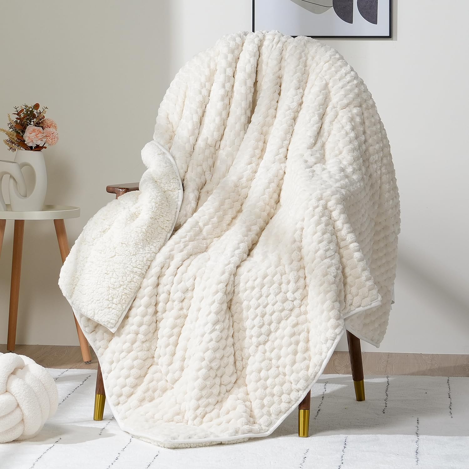 Fleece Weighted Blanket for Adults 60″ x 80″ 20lbs Fuzzy Blankets White | Soft Queen Size Sherpa Weighted Blankets, 3D Imitation Turtle Shell Warm Jacquard Flannel Heavy Blanket for Couch and Bed